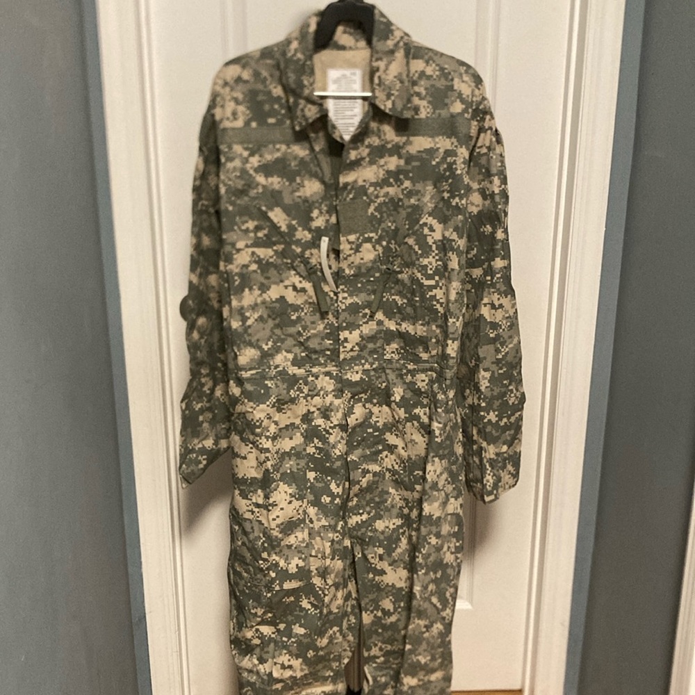 U.S. Army Coveralls Mechanics Universal Camouflage